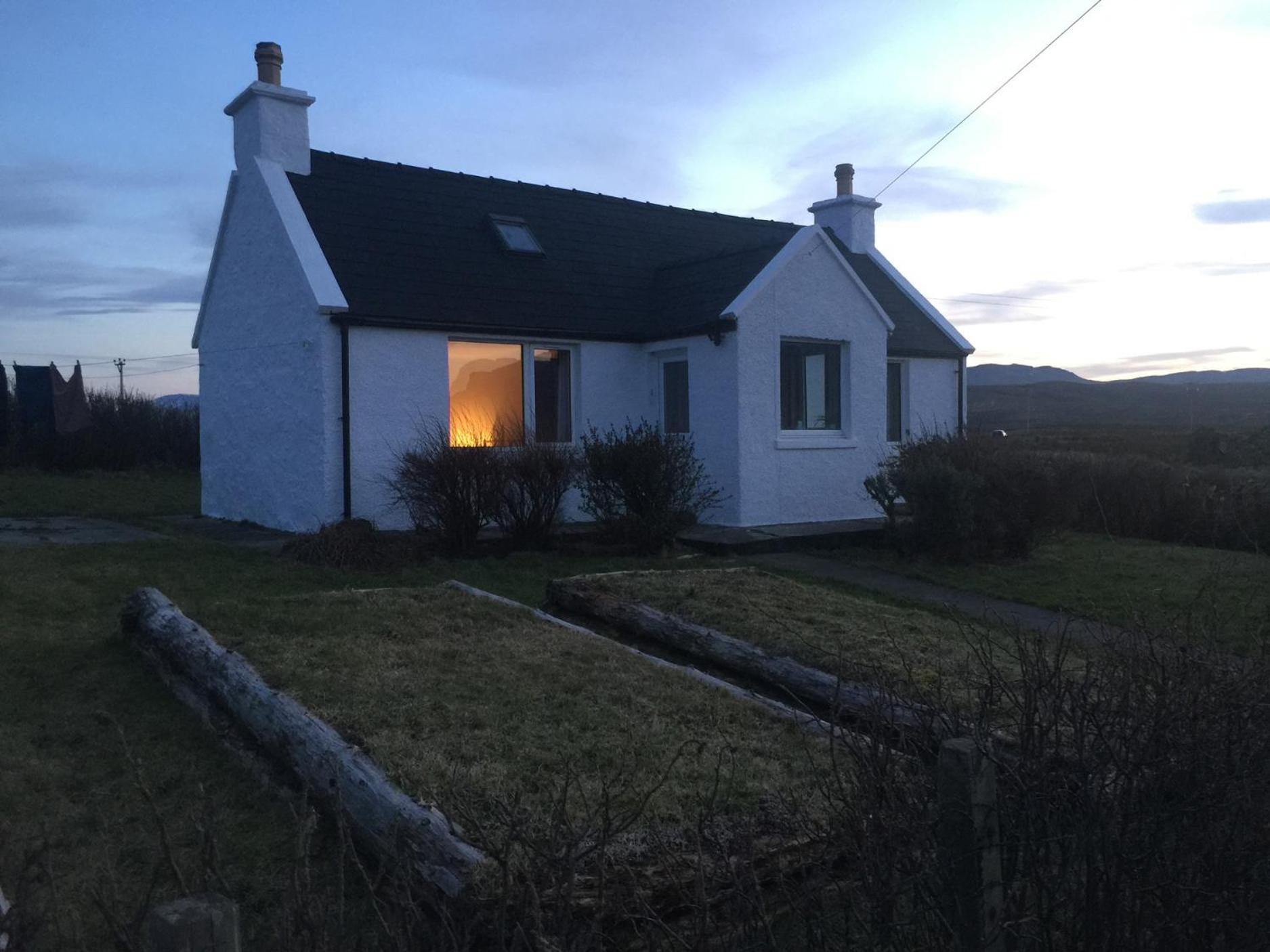 Amber'S Cottage Staffin Exterior foto